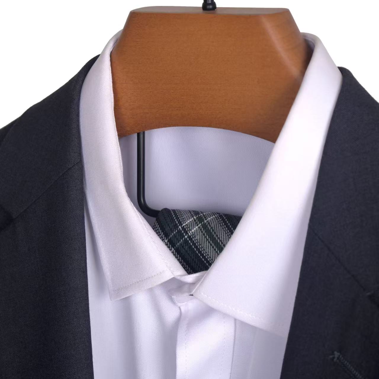 Umeraș de lux, culoare Vintage, cu agățătoare metalică, HUMERO - HUMERO