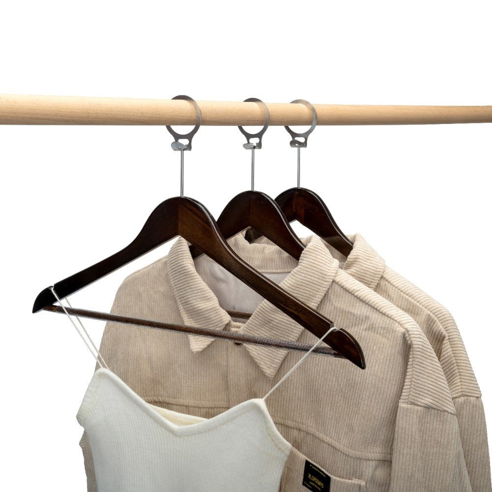 Umeraș hotelier din lemn maro - vintage cu cârlig antifurt si bară pentru pantaloni - ideal pentru cămăși, bluze, pantaloni, tricouri și rochii - HUMERO