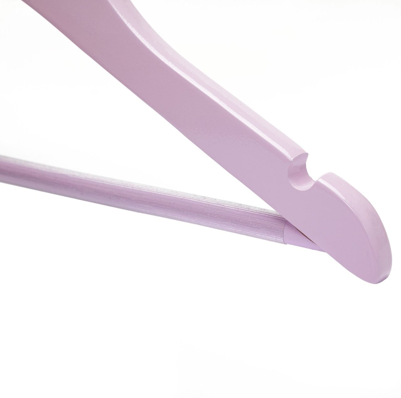 Umeraș pentru copii din lemn de arțar roz cu bară pentru pantaloni - ideal pentru tricouri, bluze și pantaloni - HUMERO