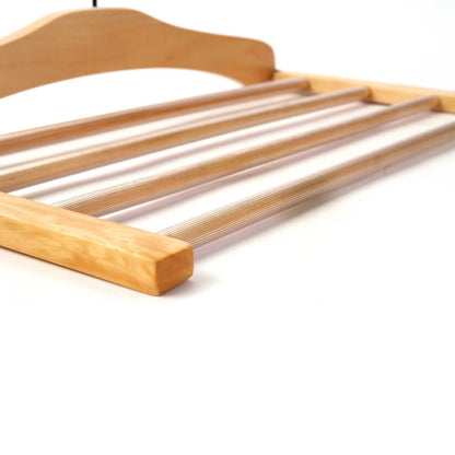 Umeraș pliabil multifuncțional din lemn natur - ideal pentru pantaloni și fuste - HUMERO